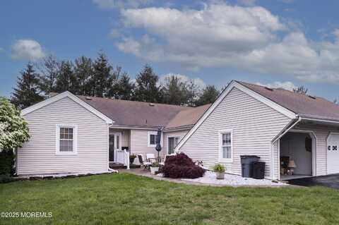 154 Rue De St Germaine, Freehold, NJ 07728