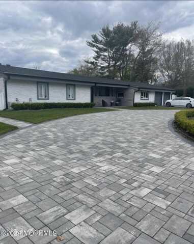 512 Deal Road, Oakhurst, NJ 07755