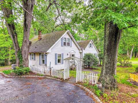94 Topanemus Lane, Freehold, NJ 07728