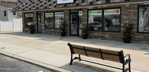 903 Grand Central Avenue, Lavallette, NJ 08735