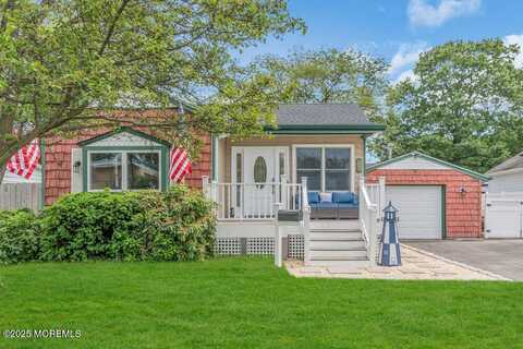 22 Franklin Avenue, Hazlet, NJ 07734