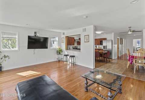 305 Franklin Avenue, Seaside Heights, NJ 08751