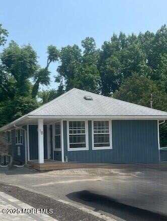 18 Caribbean Court, Toms River, NJ 08753