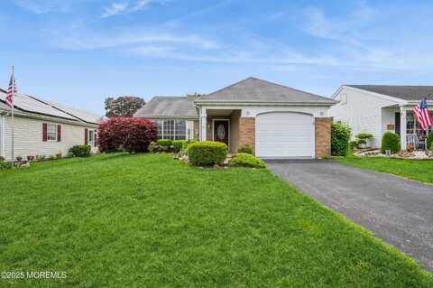 43 Hastings Road, Manchester, NJ 08759