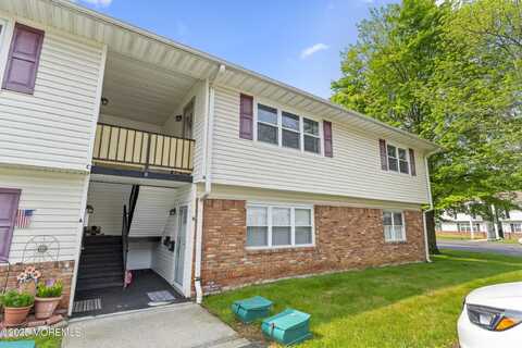 5 Utah Drive, Matawan, NJ 07747