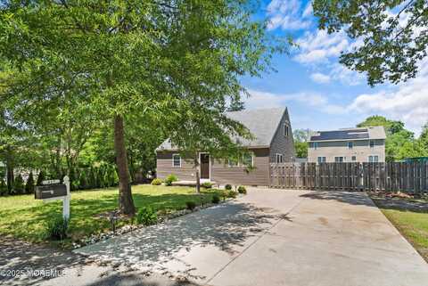 417 Main Street, Bayville, NJ 08721