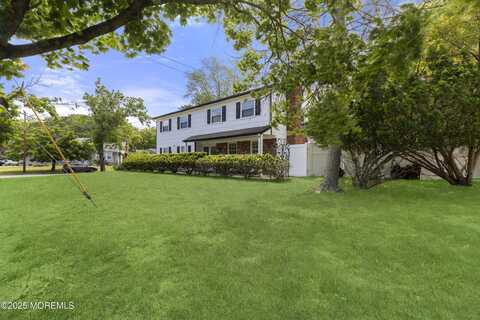 90 Old Bridge Drive, Howell, NJ 07731
