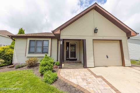 28 Fir Road, Manahawkin, NJ 08050