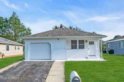 145 Bonaire Drive, Toms River, NJ 08757