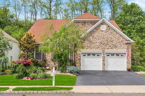 208 Bradwick Way, Marlboro, NJ 07746