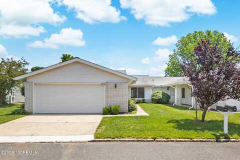 442 Dahlia Plaza, Monroe, NJ 08831
