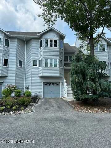 122 Orchid Court, Toms River, NJ 08753