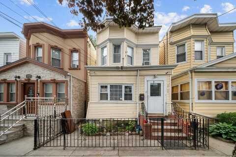 8564 79th Street, Woodhaven, NY 11421