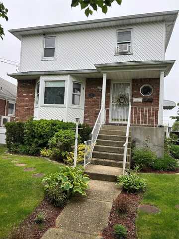 12 Williamson Street, East Rockaway, NY 11518