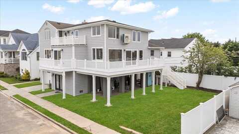85 Dalton Street, Long Beach, NY 11561