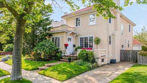 237 W Olive Street, Long Beach, NY 11561