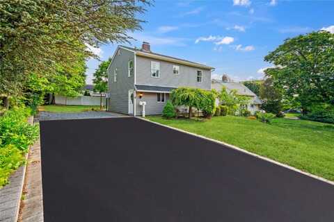 67 Market Lane, Levittown, NY 11756