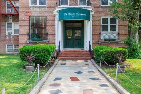 142-35 84th Drive, Briarwood, NY 11435
