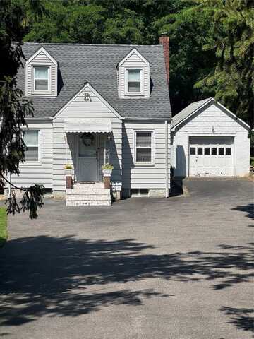 92 Lincoln Boulevard, Hauppauge, NY 11788
