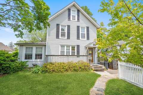 227 N Railroad Avenue, Babylon, NY 11702