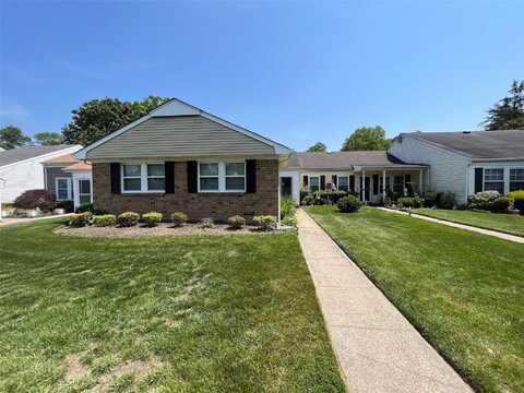46 Freedom Lane, Coram, NY 11727