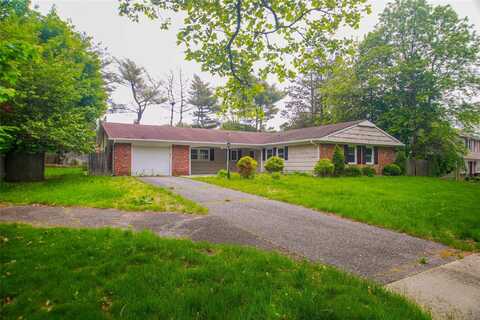 5 Millstream Lane, Stony Brook, NY 11790