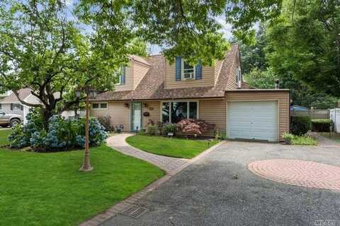 341 Pin Oak Lane, Westbury, NY 11590