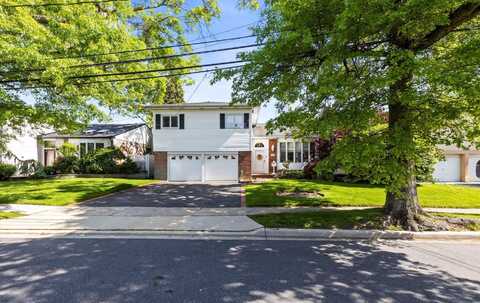 757 Bonnie Drive, Baldwin Harbor, NY 11510