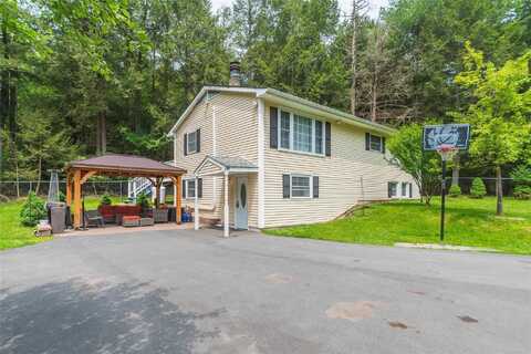 65 Berkshire Trail, Smallwood, NY 12720