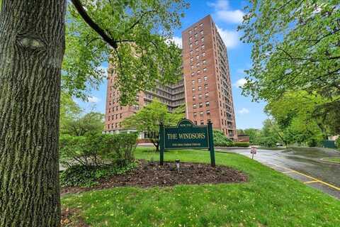 4705 Henry Hudson Parkway W, Bronx, NY 10471