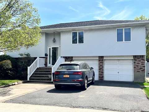 3968 Marlow Court, Seaford, NY 11783