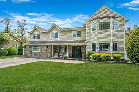 33 Stonywood Drive, Commack, NY 11725