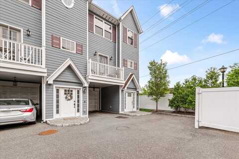 24 Hearthstone Court, Farmingdale, NY 11735