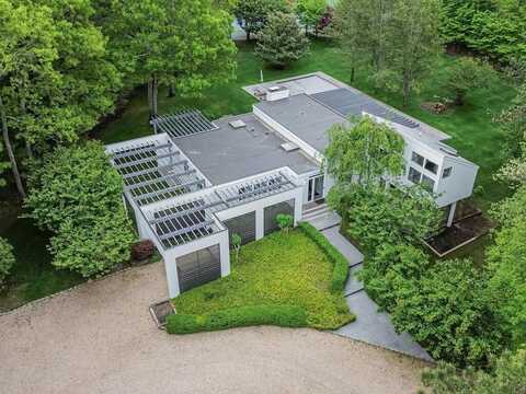 580 Hands Creek Road, East Hampton, NY 11937