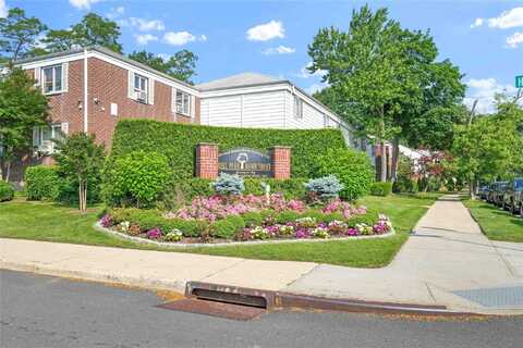 22401 Hillside Avenue, Queens Village, NY 11427