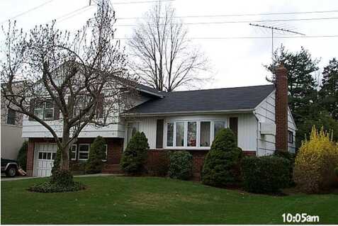 38 Pell Terrace, Garden City, NY 11530