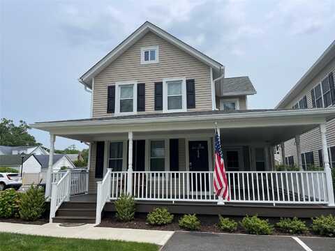 49 B Park Avenue, Amityville, NY 11701