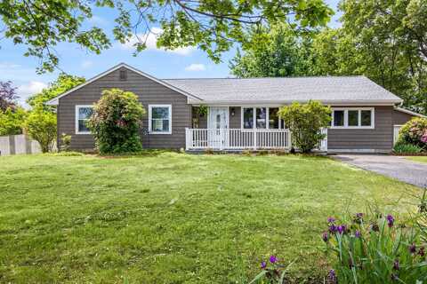 1 Chuck Lane, Selden, NY 11784