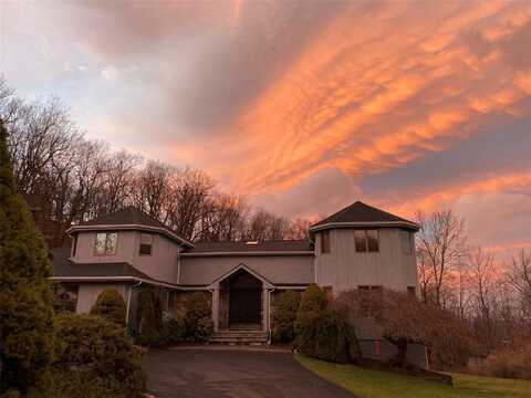 10 Mountain Brook Road, Cornwall, NY 12518