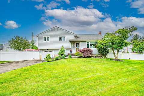 6 Chatham Court, Hicksville, NY 11801