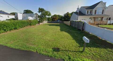 37 Seymour Drive, Shirley, NY 11967