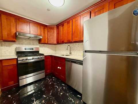 41-42 College Point Boulevard, Flushing, NY 11355