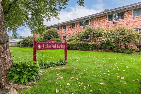 105 Prime Avenue, Huntington, NY 11743
