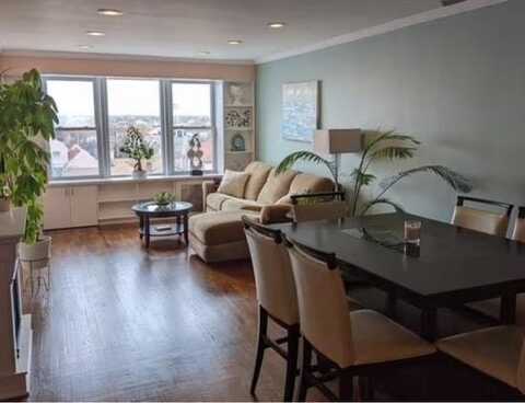 1 East Broadway, Long Beach, NY 11561