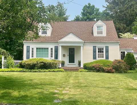 84 Dumbarton Drive, Huntington, NY 11743