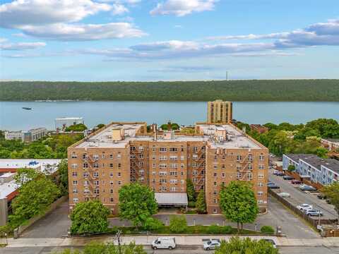 377 N Broadway, Yonkers, NY 10701