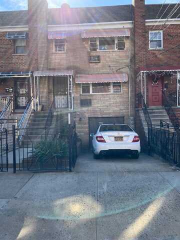 724 A E 223 Street, Bronx, NY 10466