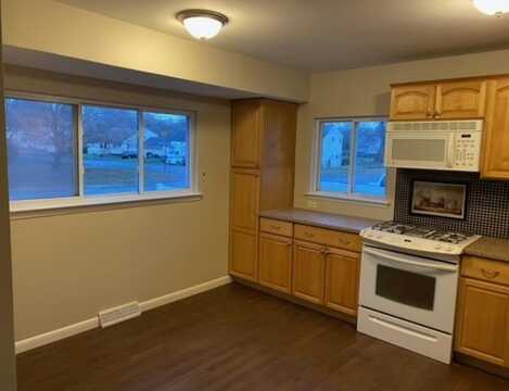 5 Appletree Drive, Saugerties, NY 12477