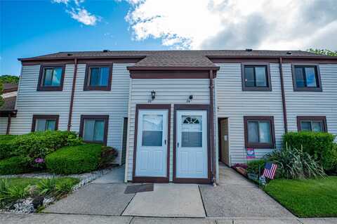 24 Monet Court, Middle Island, NY 11953