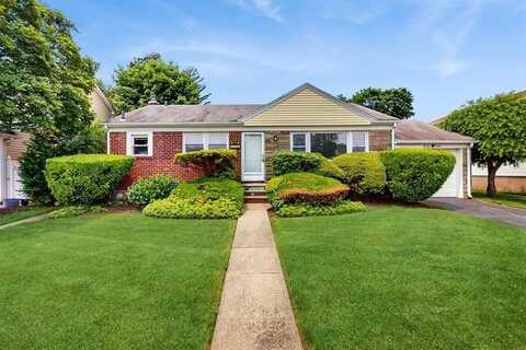 29 Melanie Lane, Syosset, NY 11791